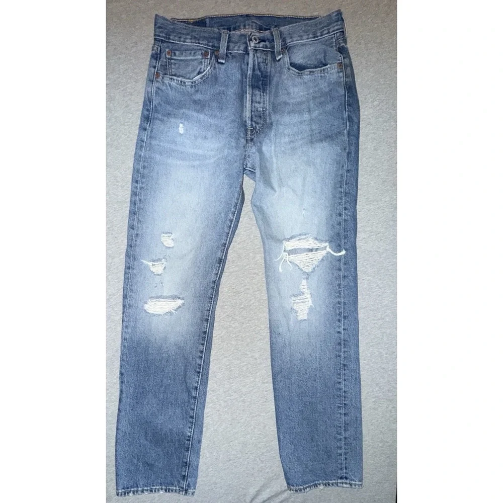 Levi 501 Straight Leg Size 31x32 Distressed Ripped Jeans Medium Wash Button Fly